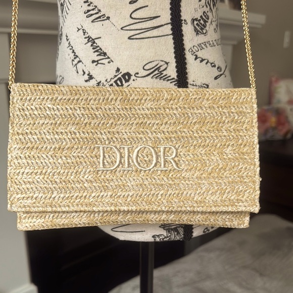 Dior Woven Women's Bag - Picture 3 of 9
